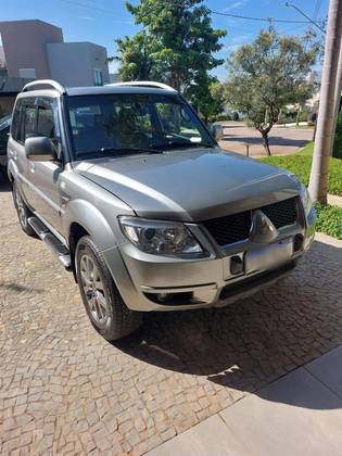 MITSUBISHI PAJERO TR4 2.0 4X2 16V 140CV FLEX 4P MANUAL